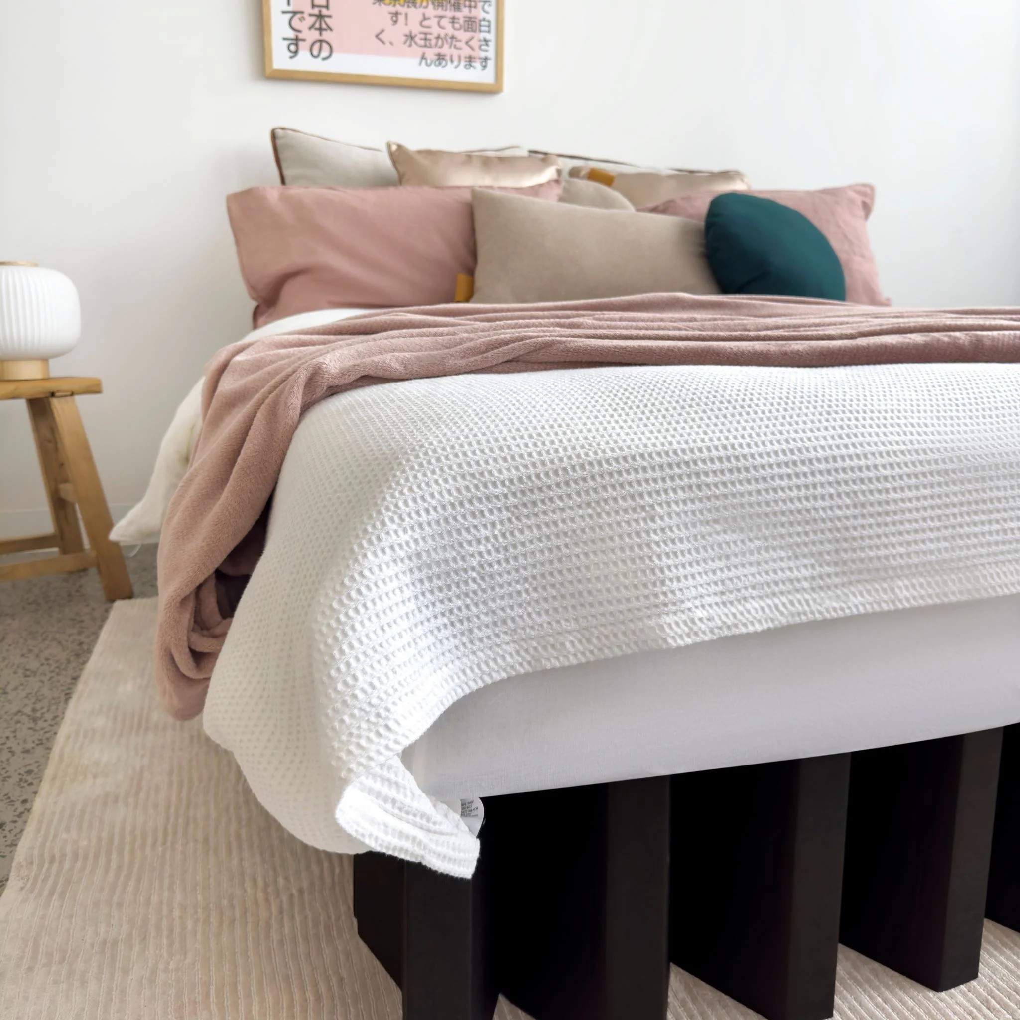 Yona Bed Original - Image 3